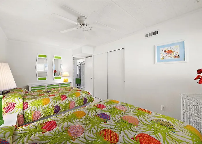Relax In Charming 2 Bedroom Ocean Front Condo! * Ocean City