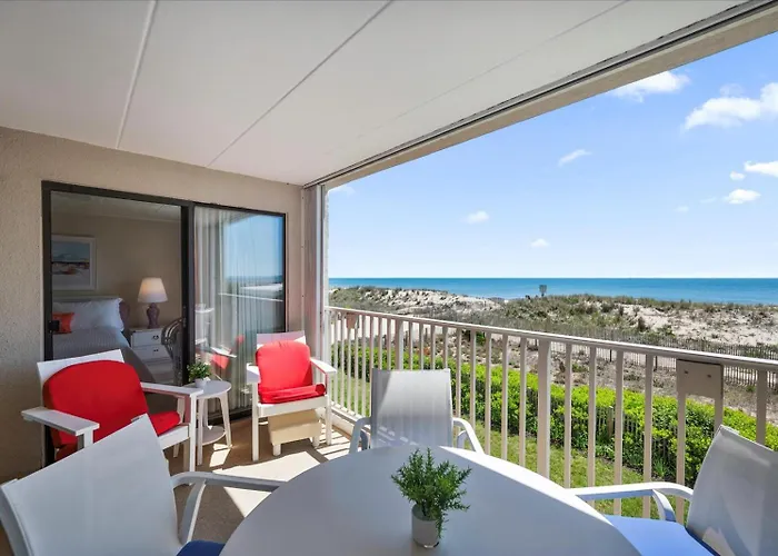 Relax In Charming 2 Bedroom Ocean Front Condo! * Ocean City